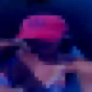 Marilou, 25 ans, connectée à Benet pour un rencontre adulte