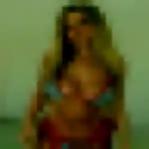 Adeline, 30 ans, en ligne à Brissac Loire Aubance pour une rencontre coquine