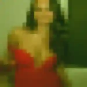Flavia, 19 ans, en ligne à Chavagne pour une rencontre coquine