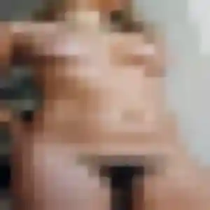 Charlotte, femme de 31 ans veut rencontre adulte à Chinon