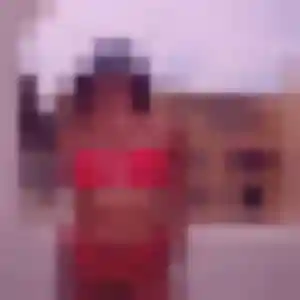 Coralie (25 ans) à Courtenay cherche un rencontre adulte ce soir