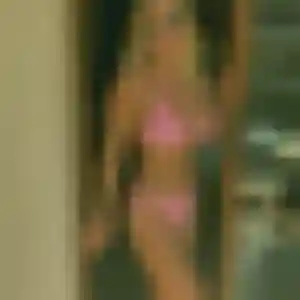Charmante Penelope, 23 ans à Elven - la contacter
