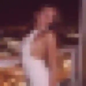 Découvre Frederique, 35 ans à Erquy en privé