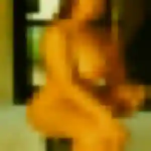 Nadia (40 ans) à Évellys cherche une rencontre aujourd'hui