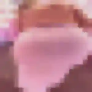 Lilou, 20 ans, en ligne à Gourin pour un rencontre adulte