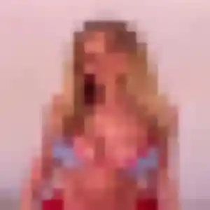 Contacte Karen, 33 ans à Hennebont en privé