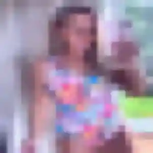 Photo privée de Noura, 19 ans à Illiers-Combray - rencontre sans lendemain
