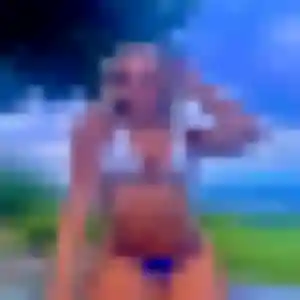 Claire, 23 ans, dispo pour rencontre adulte à La Bazoge