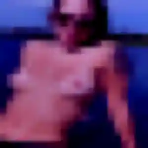 Odette, 38 ans, connectée à La Chaize-le-Vicomte pour un rencontre adulte