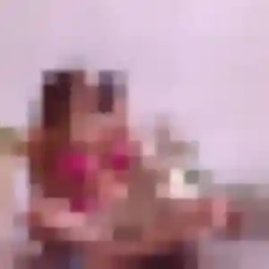 Laura (28 ans) à La Ferté-Bernard attend un rencontre adulte ce soir
