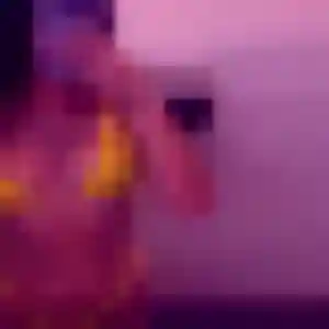 Capucine, 37 ans, connectée à La Ville-aux-Dames pour un rencontre adulte