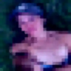 Chloe, fille de 23 ans veut rencontre adulte à Landévant