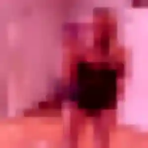 Jolie Melanie, 20 ans à Larmor-Plage - la contacter