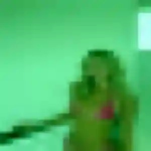 Meriem, 25 ans, cherche un rencontre adulte à Lécousse