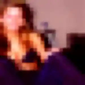 Kenza, 22 ans, en ligne à Les Villages Vovéens pour une rencontre coquine