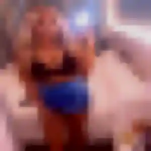 rencontre adulte à Louvigné-du-Désert : photo de Sabrina, 35 ans - sans engagement