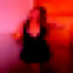 Virginie de Nazelles-Négron, 22 ans - rencontre adulte en toute liberté