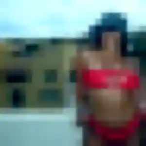 Sexy Lucienne, 35 ans à Ploubezre - voir sa photo