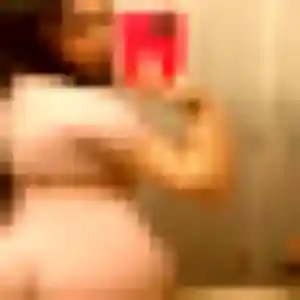 Photo de Hyacinthe à Pont-Saint-Martin (23 ans) - rencontre adulte sans inscription