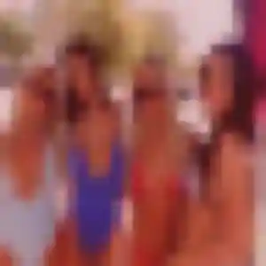 Elodie, 35 ans, en ligne à Saint-Germain-du-Puy pour un rencontre adulte
