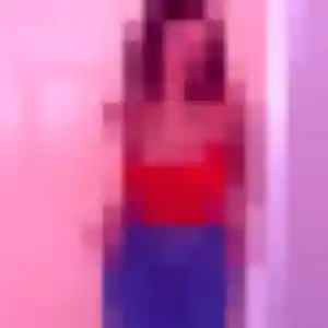 Yael, 21 ans, connectée à Saint-Gilles pour une rencontre coquine