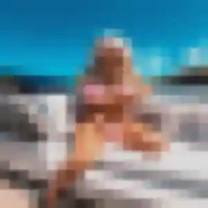 Sexy Olympe, 20 ans à Saint-Jean-de-Monts - voir sa photo