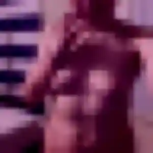 Profil de Adeline à Saint-Martin-des-Champs (33 ans) - rencontre adulte anonyme