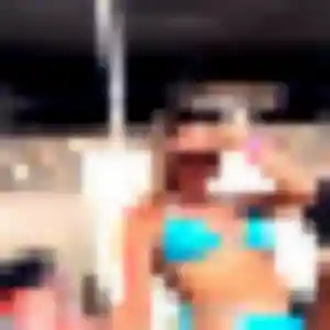 Lucie, femme de 21 ans propose rencontre adulte à Sandillon