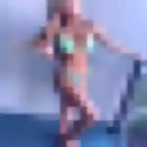 Leontine, 35 ans, dispo pour rencontre adulte à Trégunc