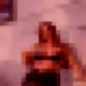 Découvre Tania, 20 ans à Val-du-Layon en privé