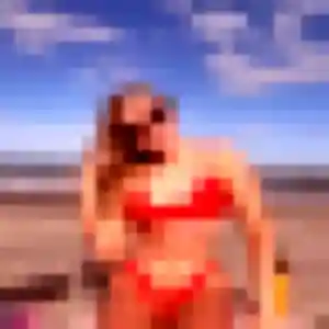 Leila, 22 ans, disponible à Vannes pour une rencontre coquine