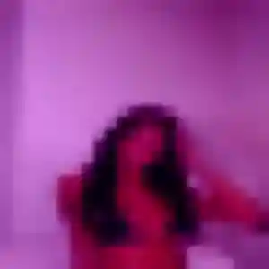 Ines, 25 ans, dispo pour rencontre adulte à Veigné